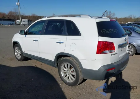 2011 Kia Sorento Lx V6 z USA, uszkodzony, nr VIN 5XYKTDA21BG068084